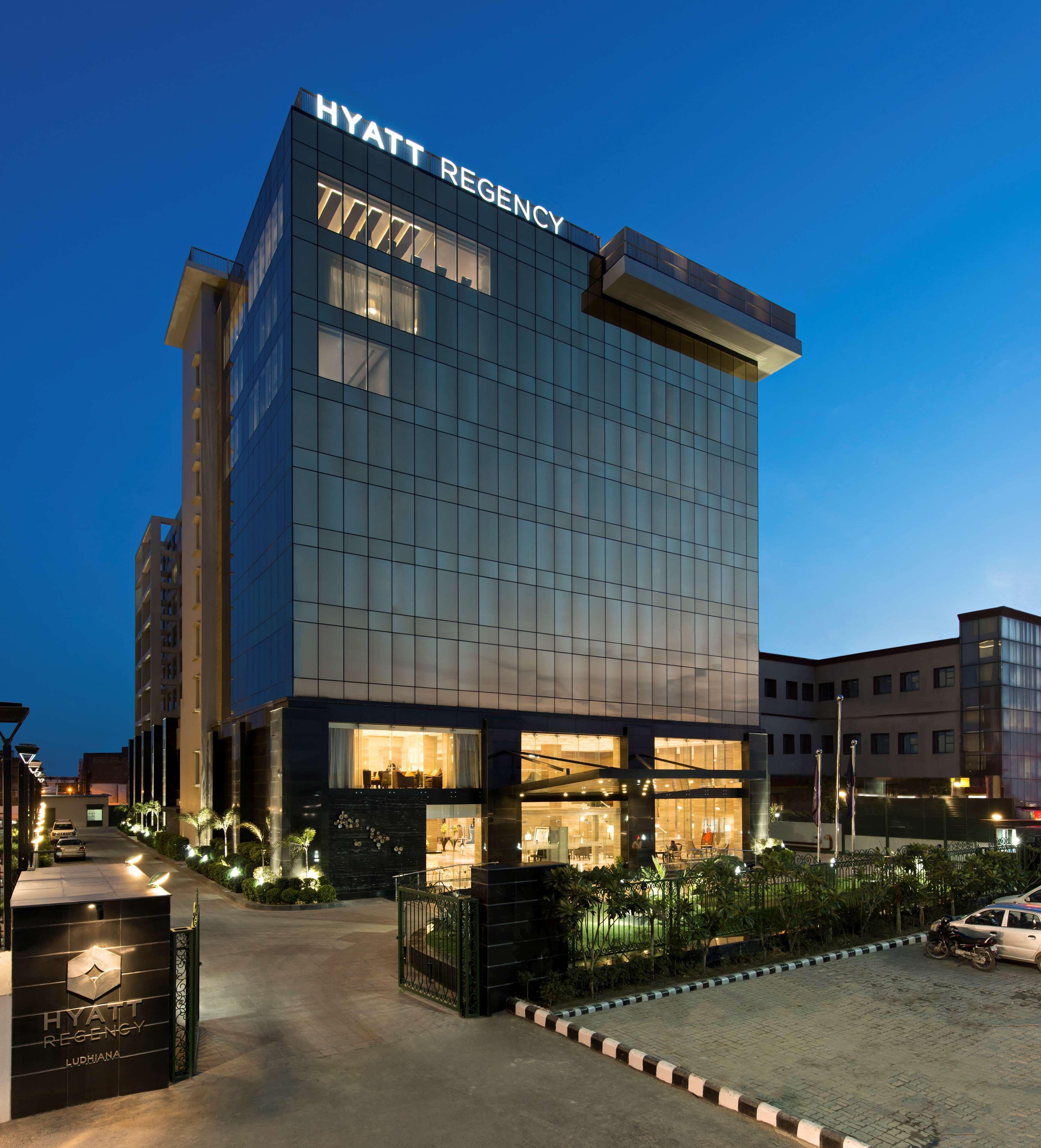 Готель Hyatt Regency Лудхіяна Екстер'єр фото